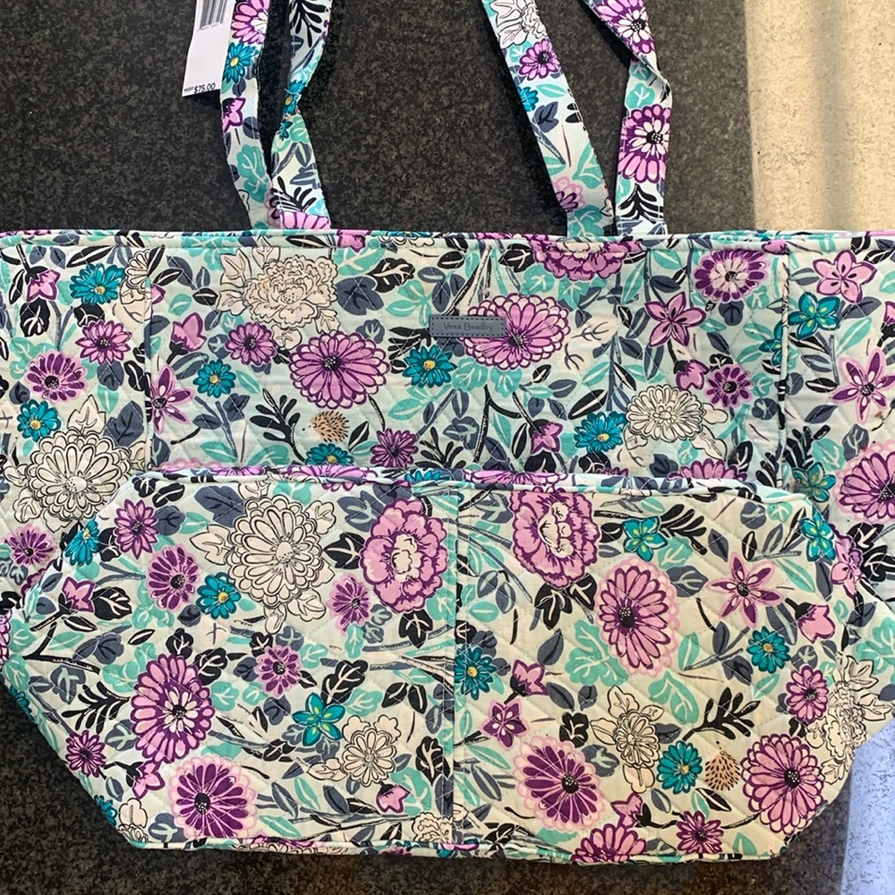 New Vera Bradley Grand tote